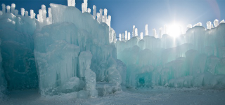 Illustration for article titled Glowing castles made from icicles look like something out of a wintery fairy tale